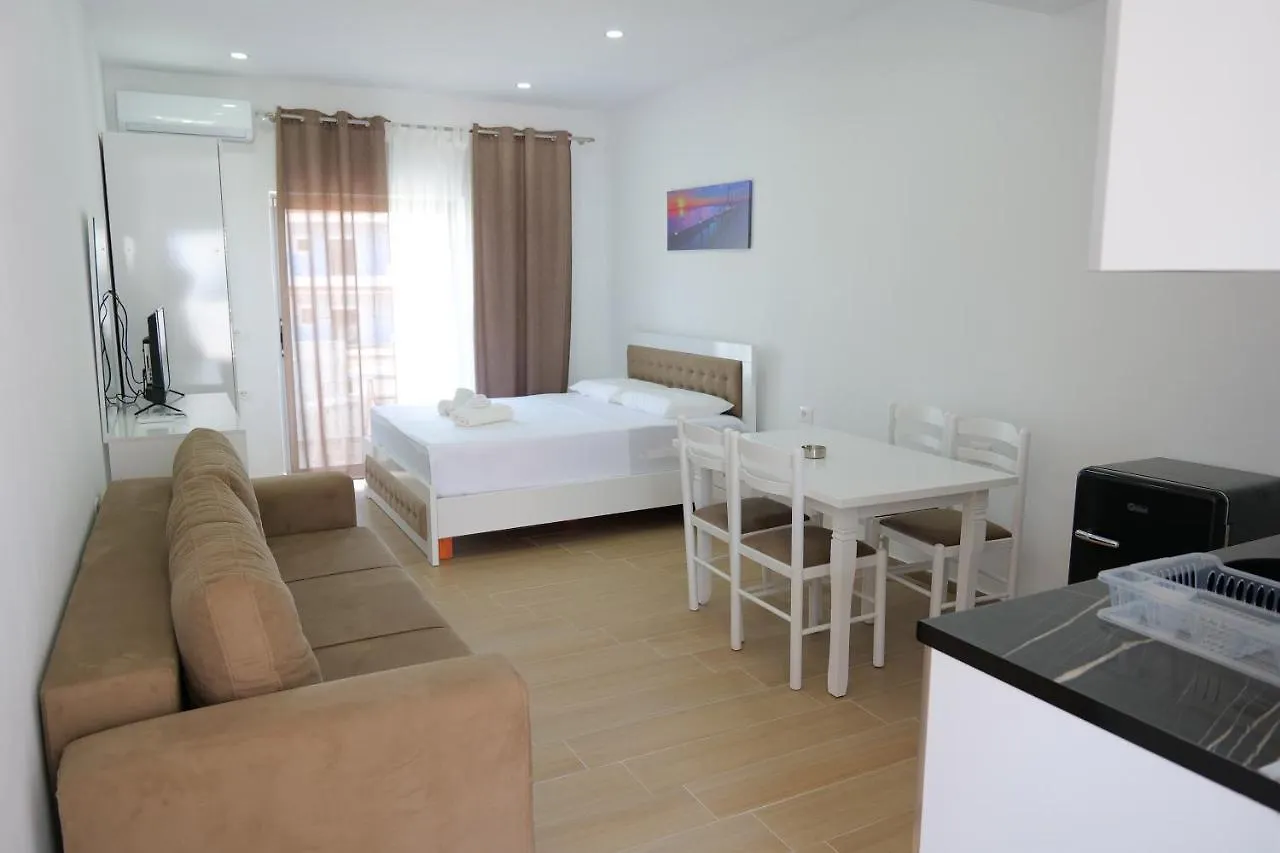 Lux Apartments Ksamil Albánie