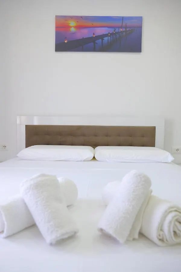 Lux Apartments Ksamil Albánie