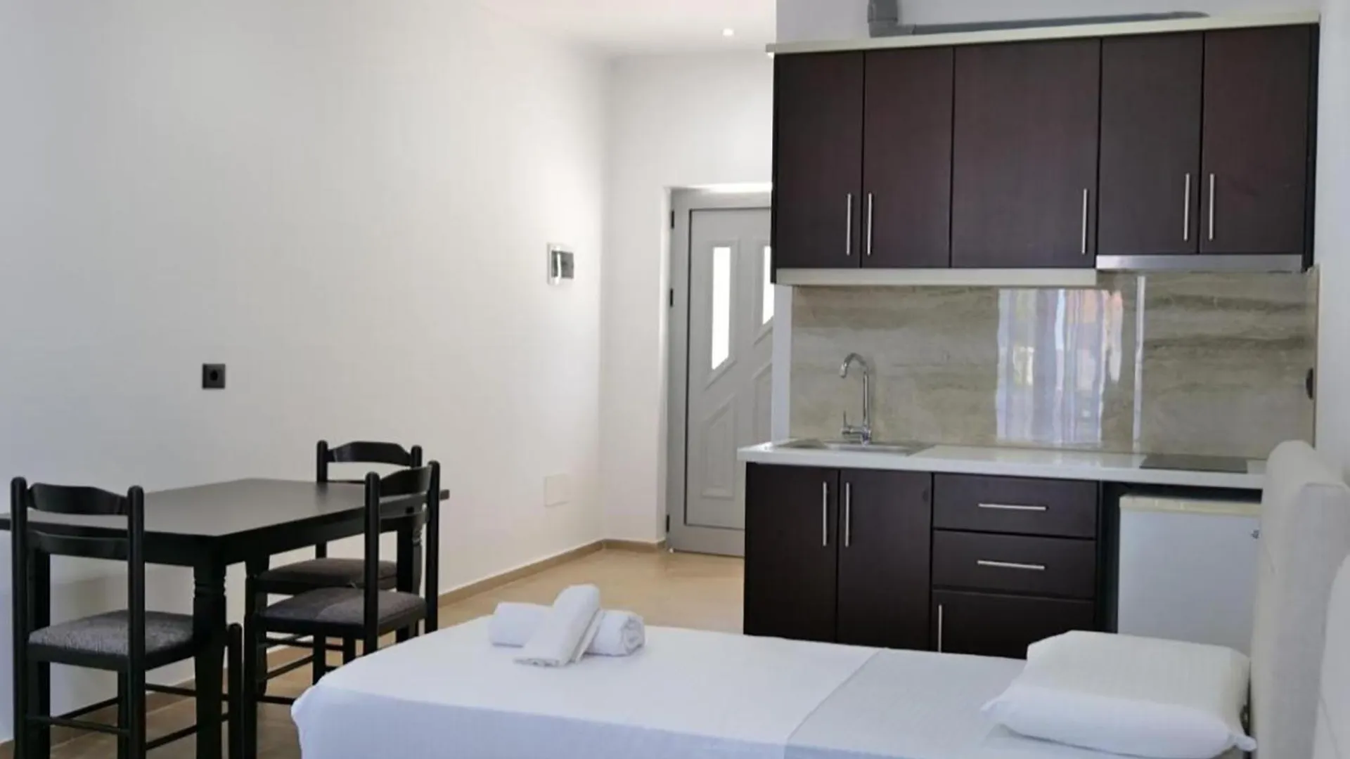 Lux Apartments Ksamil 0*,  Albánie