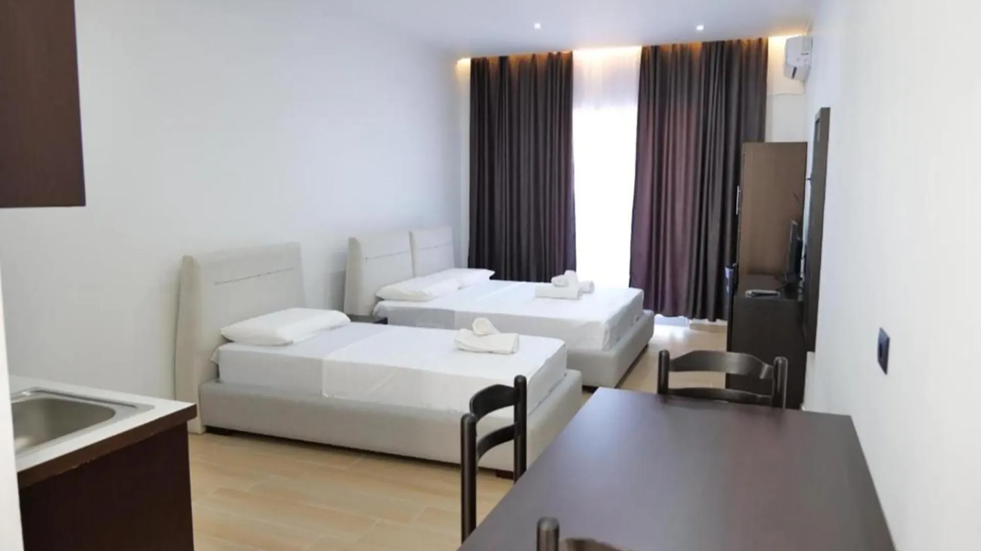 Lux Apartments Ksamil 0*,  Albánie
