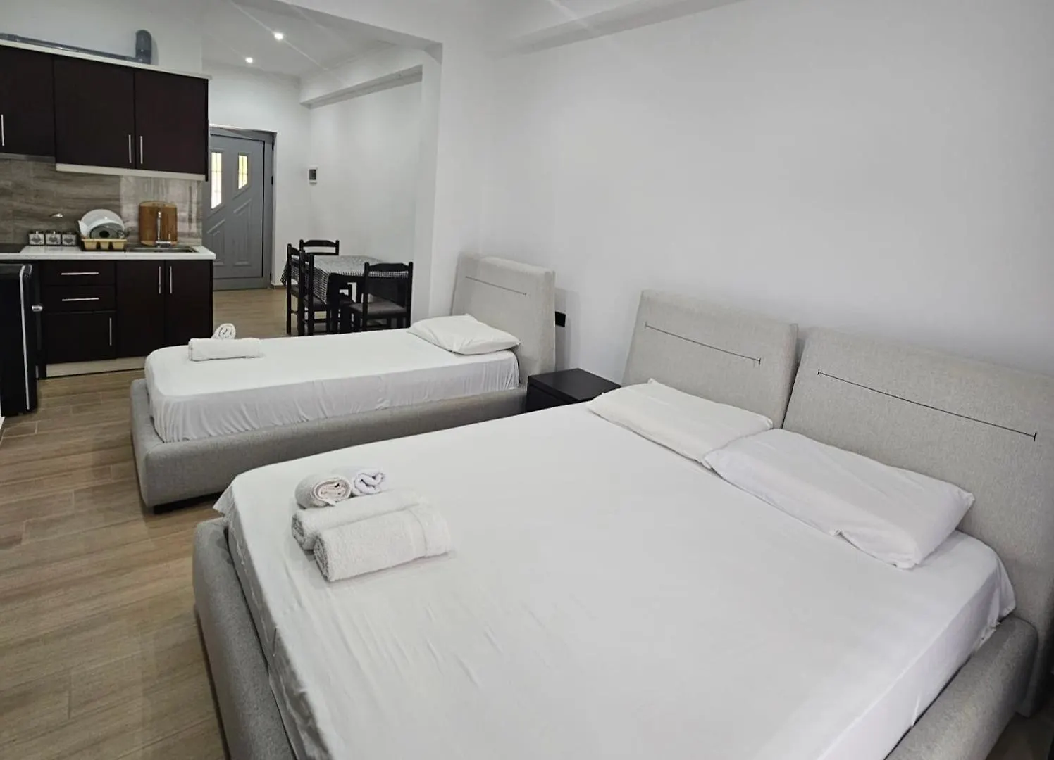 Lux Apartments Ksamil 0*,  Albánie